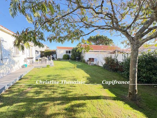 Maison à vendre Plain-Pied, adaptée PMR, 2 chambres, garage et emplacement pour camping-car SAINT HILAIRE DE RIEZ (85)