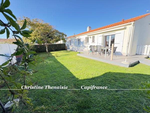 Maison à vendre Plain-Pied, adaptée PMR, 2 chambres, garage et emplacement pour camping-car SAINT HILAIRE DE RIEZ (85)