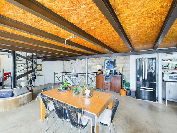 LOFT de 245m² SUR 3 PLATEAUX D'ANS UNE ANCIENNE FILATURE SUR PARCELLE DE 900M² SITUE A VILLENEUVE DE BERG 07170