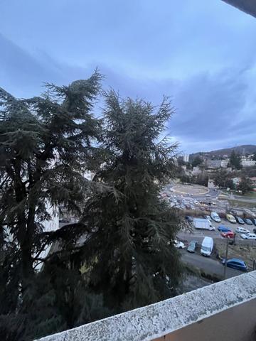 Immobilier Saint-Étienne (42100) – Appartement 63m2 – 59 000 €