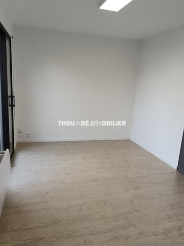 44470 THOUARE SUR LOIRE Bureaux à louer ? bureaux 45 m2, en plein bourg de Thouaré sur Loire