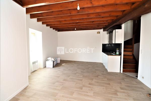Location appartement Chanteloup-les-Vignes - 3 pièce(s) - 58 m² - 900 € par mois