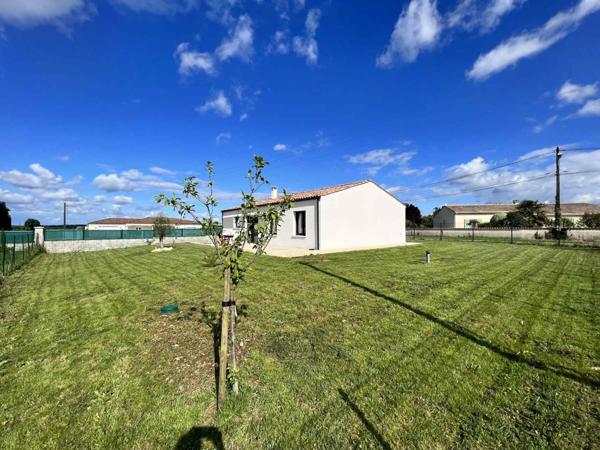 Maison  4 pièce(s)  3 chambre(s)  93 m²