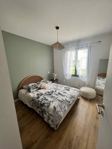 Maison  4 pièce(s)  3 chambre(s)  93 m²
