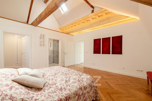 Duplex de 150 m² niché au cœur d’un château en Dordogne