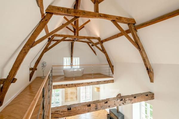 Duplex de 150 m² niché au cœur d’un château en Dordogne