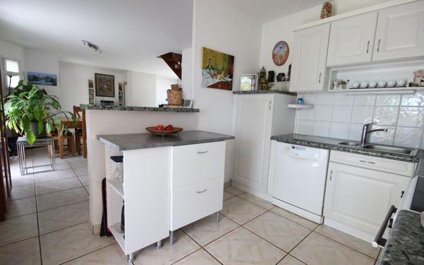 Maison à vendre    4 pièces • 98 m2 Lescar