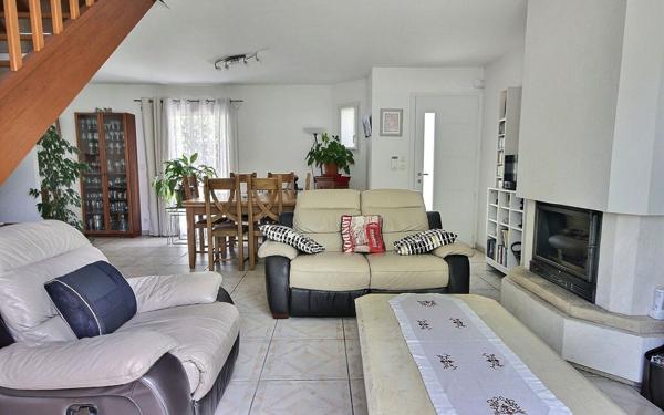 Maison à vendre    4 pièces • 98 m2 Lescar