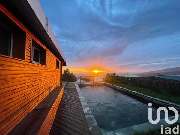 Maison 4 pièces de 120 m² à Le Tampon (97430)