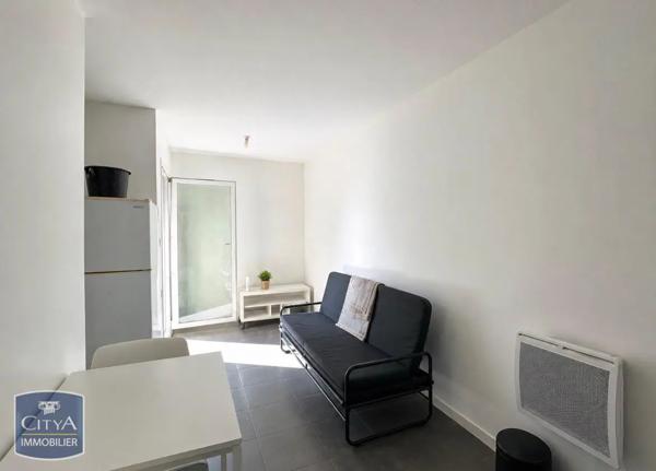 Appartement à louer 1 pièce 17.86m² Vénissieux (69200)
