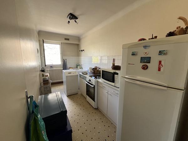Appartement T3 de 75m2 Haut-Pavés cave stationnement, Nantes 44000
