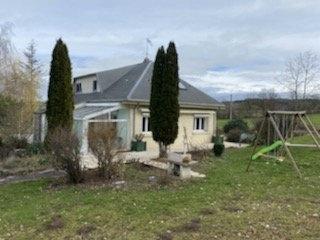 MAISON T6 AVEC GRAND TERRAIN ET GARAGE