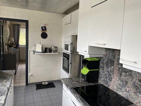 MAISON T6 AVEC GRAND TERRAIN ET GARAGE