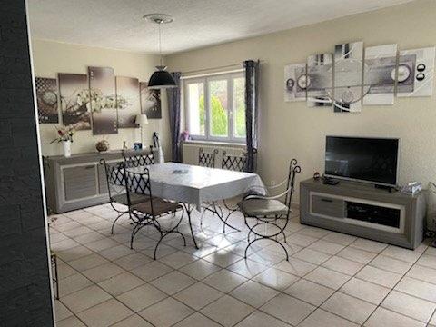 MAISON T6 AVEC GRAND TERRAIN ET GARAGE