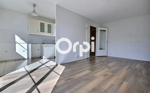 Appartement à vendre    2 pièces • 41,56 m2 Trappes