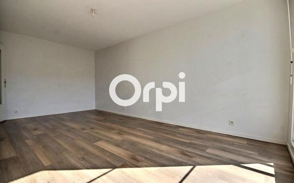 Appartement à vendre    2 pièces • 41,56 m2 Trappes