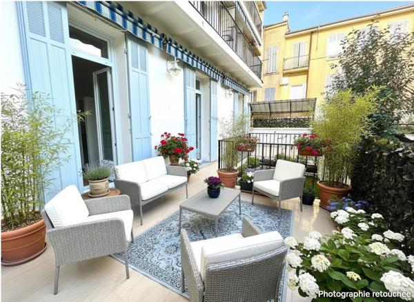 Appartement T4 + Terrasse  de 24m2 à Marseille - Quartier Baille