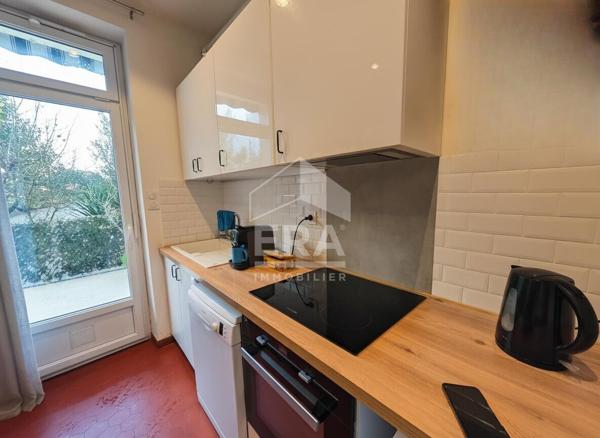 Appartement T4 + Terrasse  de 24m2 à Marseille - Quartier Baille