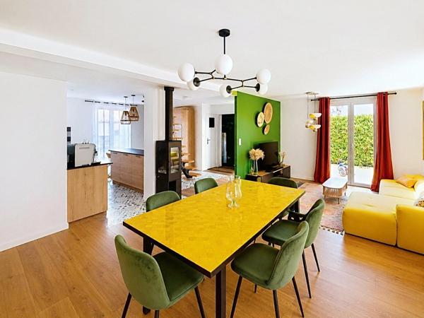 Maison familiale entièrement rénovée - Garage - Piscine