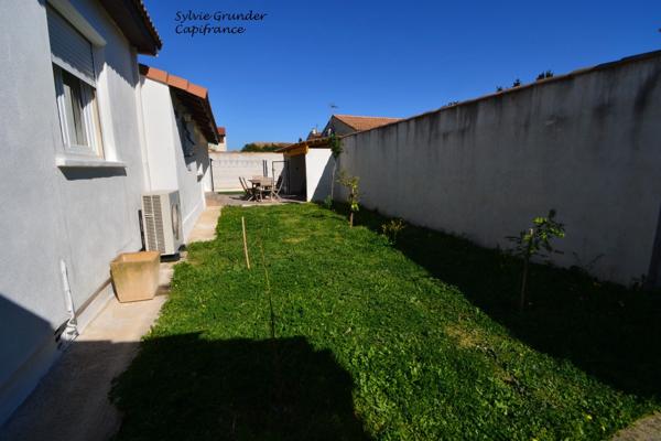 Maison de plain-pied 5 pièces avec piscine, St Victoret