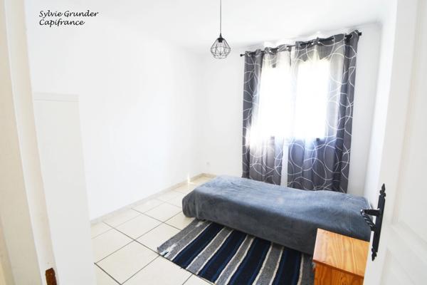 Maison de plain-pied 5 pièces avec piscine, St Victoret