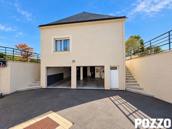A Vendre - Avranches - Maison 9 pièce(s) 195.82 m² + spa de nage + géothermie + DPE B + aucun travaux AVRANCHES