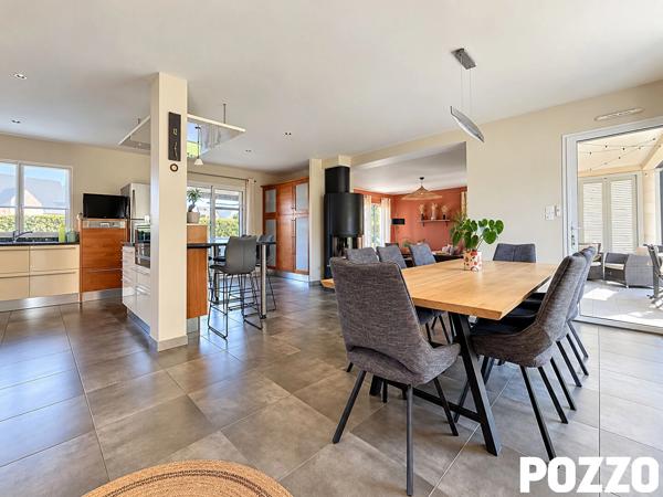 A Vendre - Avranches - Maison 9 pièce(s) 195.82 m² + spa de nage + géothermie + DPE B + aucun travaux AVRANCHES