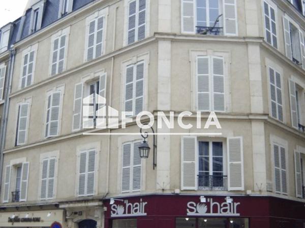 Location Appartement 2 pièces 26.4 m² - 19 PLACE DU CHATELET Orleans 45000