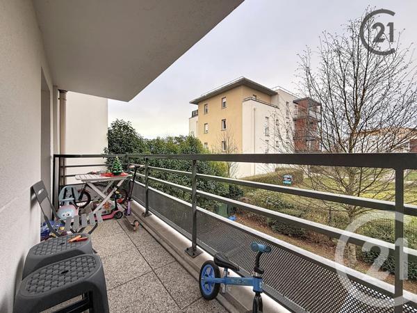 Appartement F3 à vendre  3 pièces - 56 m2 LIEUSAINT - 77