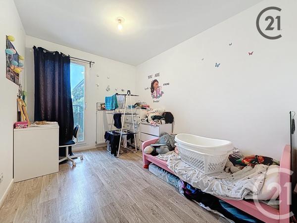 Appartement F3 à vendre  3 pièces - 56 m2 LIEUSAINT - 77