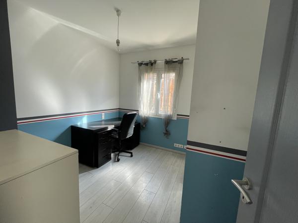 ANDON – SPACIEUSE MAISON FAMILIALE DE 141 M² AVEC DOUBLE GARAGE, TERRASSES ET BELLE EXPOSITION