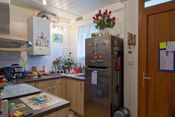 Beau F3 - 2 chambres - box - cave