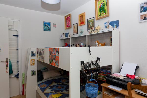 Beau F3 - 2 chambres - box - cave