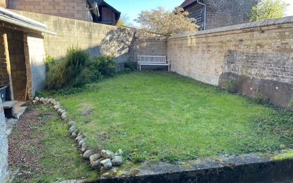 Maison à vendre    4 pièces • 72,04 m2 Friville-Escarbotin