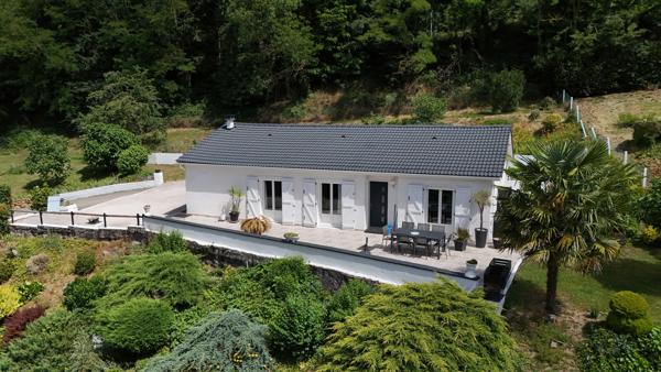 TARARE - MAISON DE PLAIN PIED 3 CHAMBRES & TERRAIN
