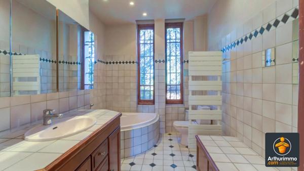 Location Maison 9 pièces 181 m2 à Tassin-la-Demi-Lune