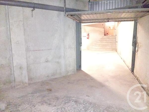Parking à vendre  25 m 2   LE CANNET  - 06