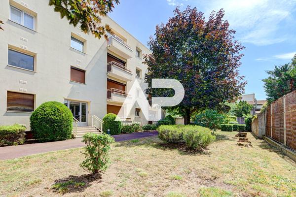 Appartement Rueil Malmaison 3 pièce(s) 56.48 m² 315 000 € **  - Référence  20143