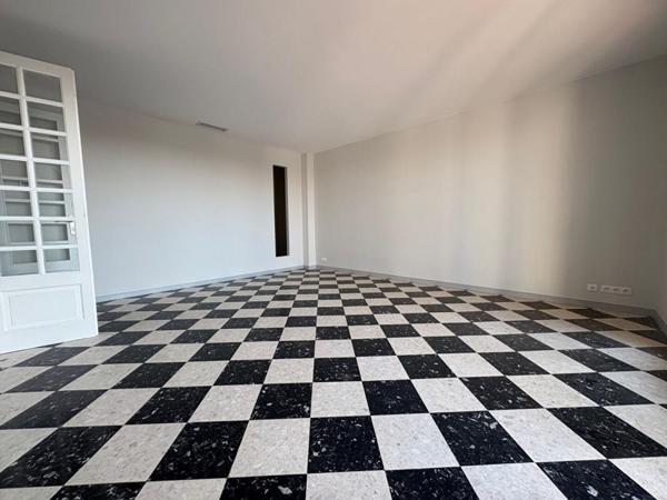 Appartement  4 pièce(s) 101 m2