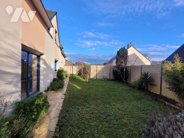 Maison à Vendre à Saint-Lunaire (35800) en Ille-et-Vilaine (35)

Cette maison dispose d'une s...