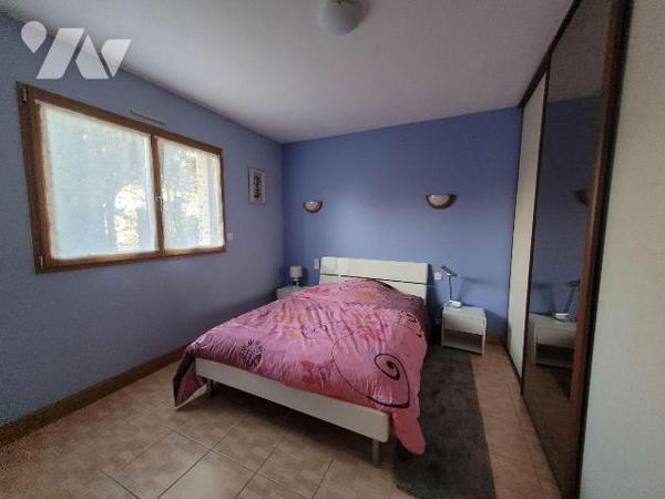 Maison à Vendre à Saint-Lunaire (35800) en Ille-et-Vilaine (35)

Cette maison dispose d'une s...