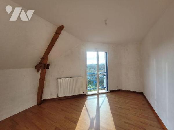 Maison à Vendre à Saint-Lunaire (35800) en Ille-et-Vilaine (35)

Cette maison dispose d'une s...