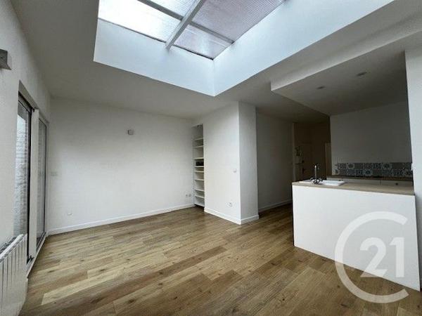 Immeuble à vendre  110 m2 LILLE - 59