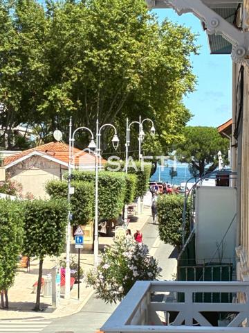 Hyper centre d’Arcachon – Vue bassin – Appartement rénové avec balcon