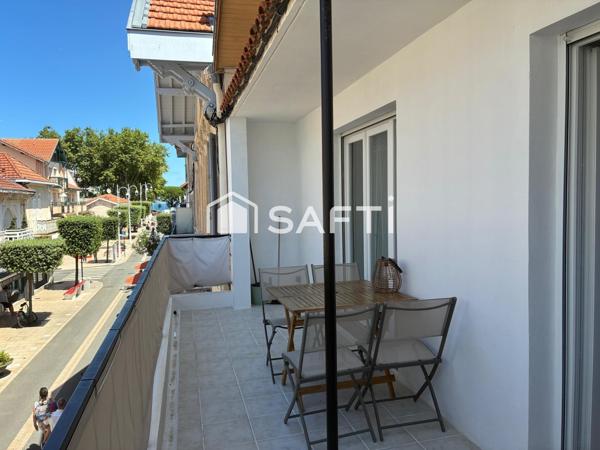 Hyper centre d’Arcachon – Vue bassin – Appartement rénové avec balcon