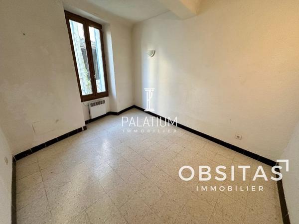 À VENDRE