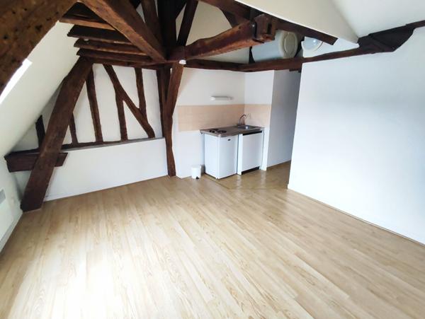Studio hyper centre de Tours