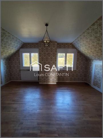 Maison d'habitation de 118 m2, 5 chambres, vie de plain-pied, garage, campagne