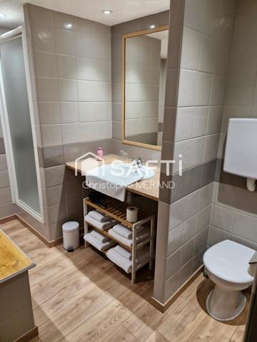 Fermette 7 chambres proche du centre de DANGE SAINT ROMAIN