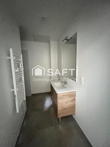 Maison de village refait à neuf, au calme,  à proximité des commerces